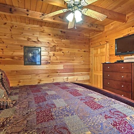 Pigeon Forge Cabin With Hot Tub, Grill And Pool Table! Villa Sevierville Exterior photo