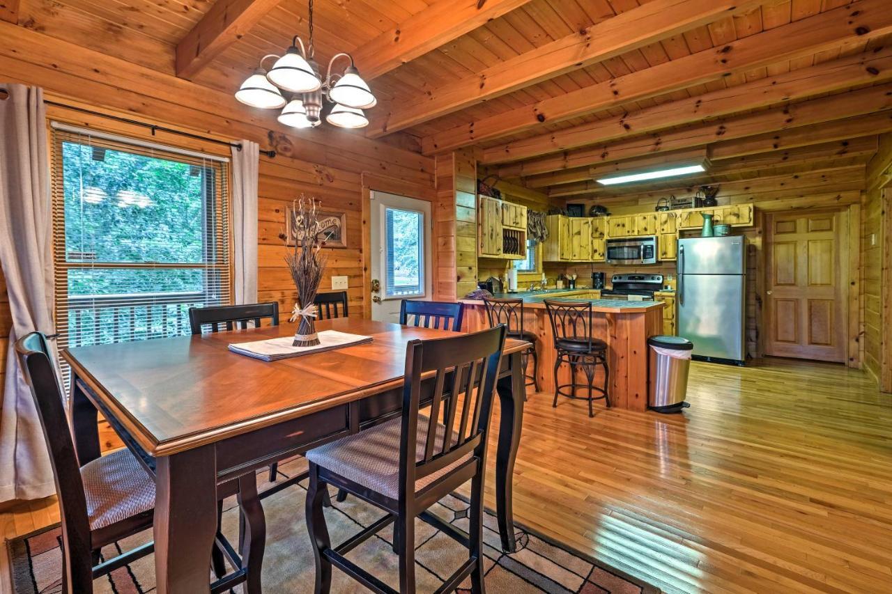 Pigeon Forge Cabin With Hot Tub, Grill And Pool Table! Villa Sevierville Exterior photo
