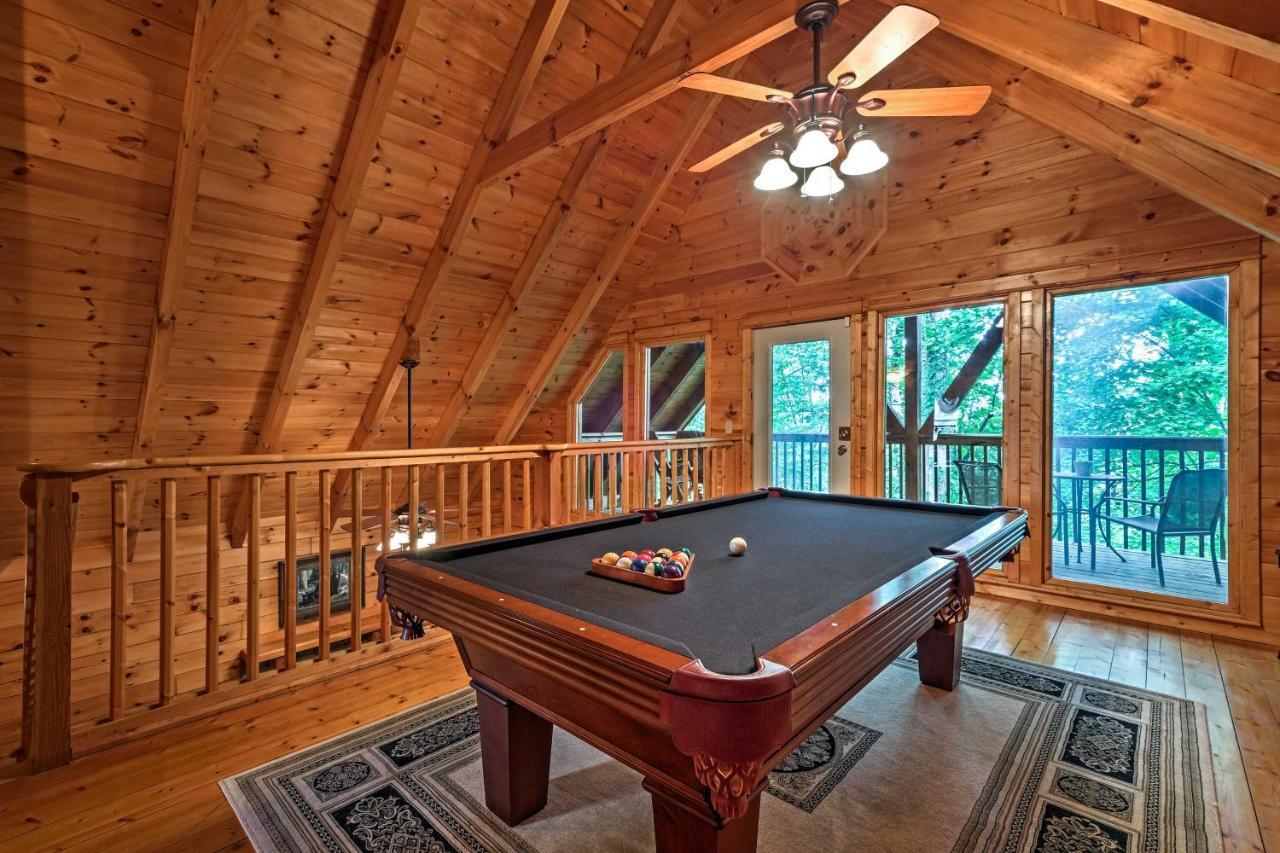 Pigeon Forge Cabin With Hot Tub, Grill And Pool Table! Villa Sevierville Exterior photo