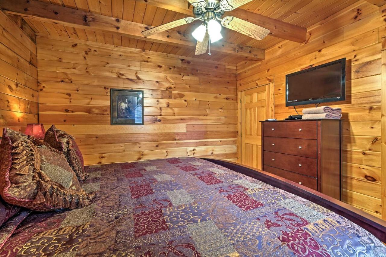 Pigeon Forge Cabin With Hot Tub, Grill And Pool Table! Villa Sevierville Exterior photo