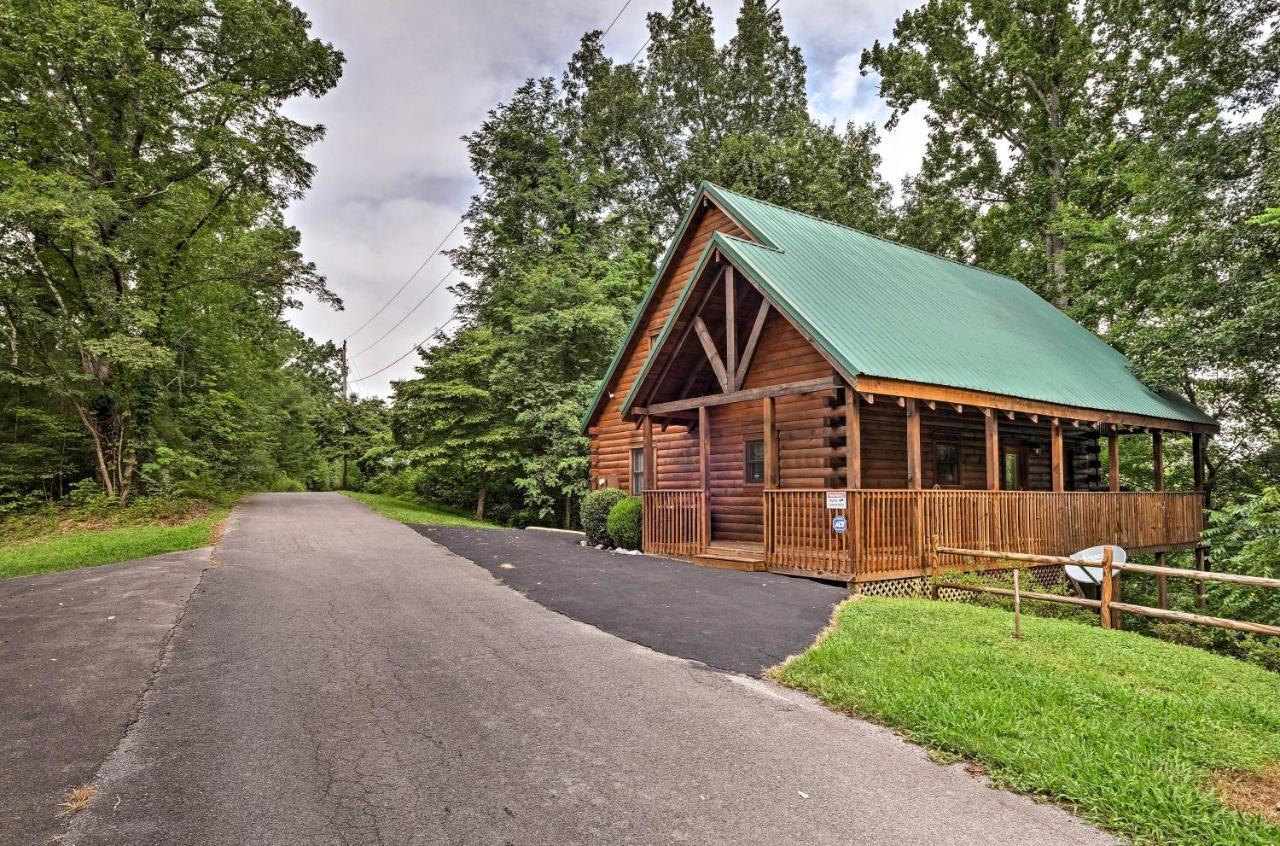 Pigeon Forge Cabin With Hot Tub, Grill And Pool Table! Villa Sevierville Exterior photo